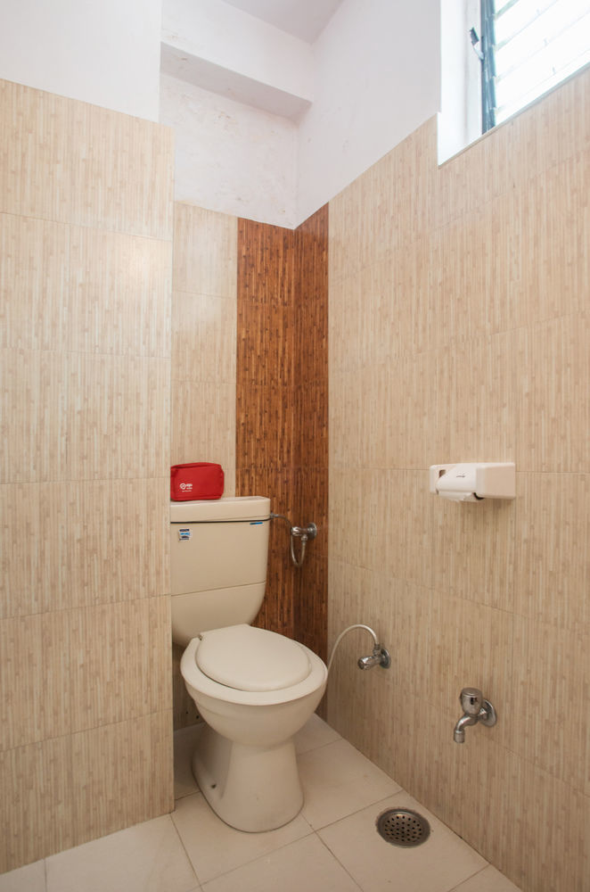 Oyo Railway Station Hotel
